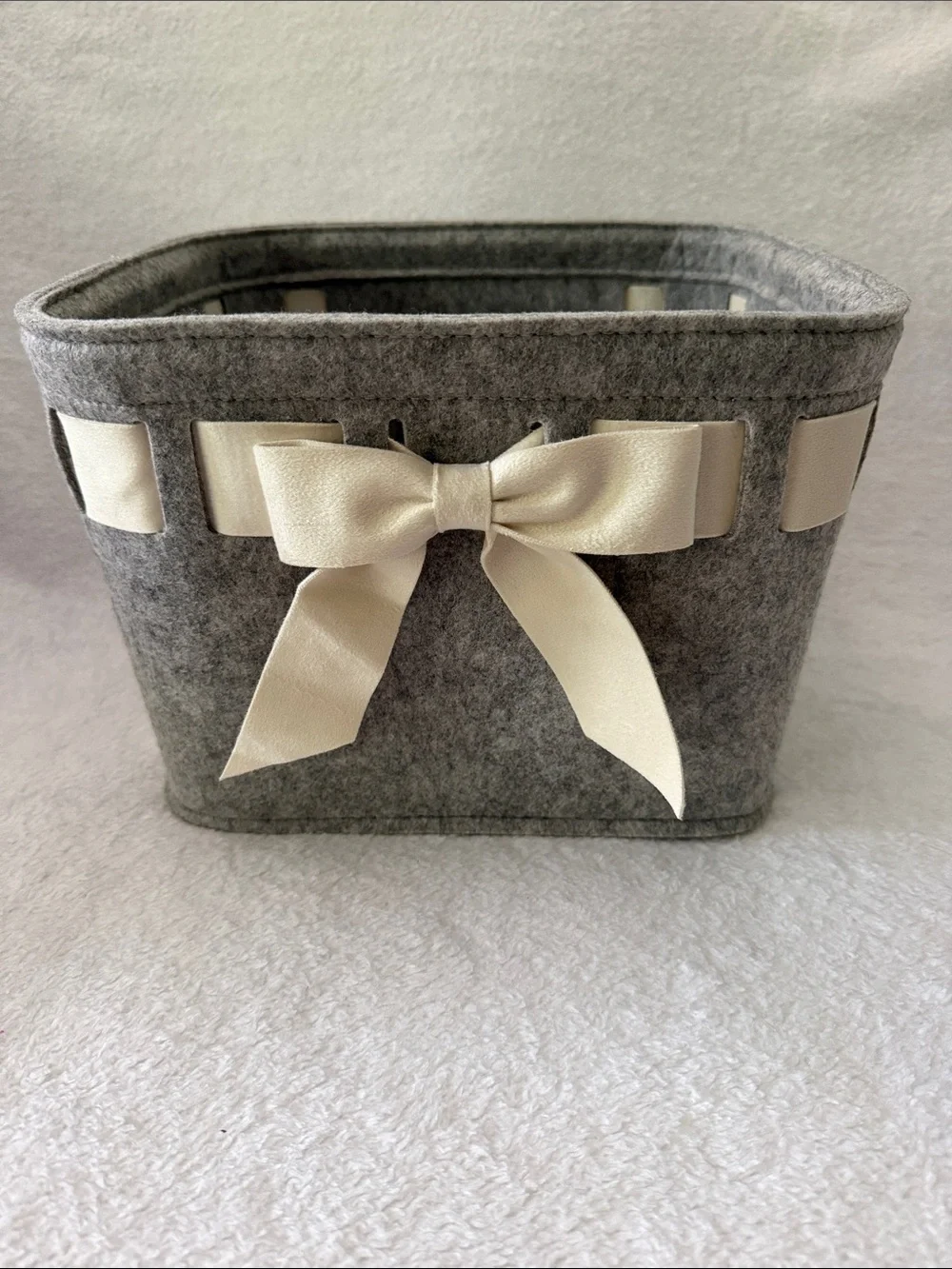 NWOT Gray Felt Storage Basket with Cream Ribbon Bow